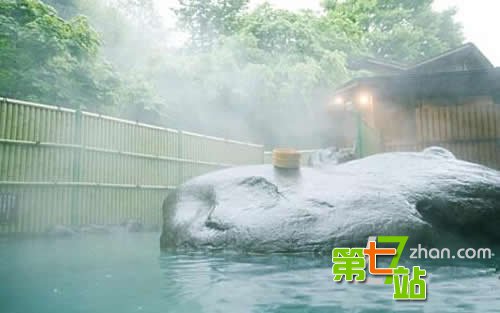 求真相！13岁少女竟因泡温泉离奇怀孕