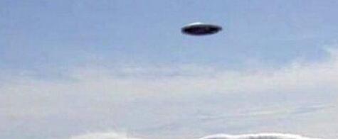 UFO造访美国海军：水下竟然藏着外星人基地