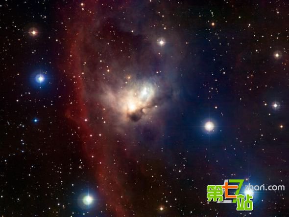 外太空的10大奇异天体：僵尸恒星可起死回生