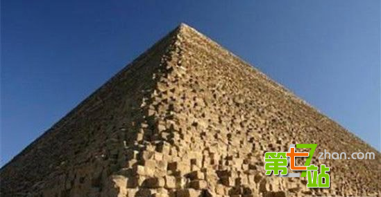 世界十大历史遗迹 埃及吉萨金字塔最神秘
