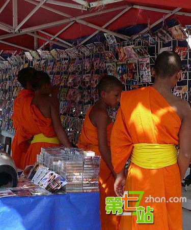 各国寺庙里惊人事：和尚竟能找尼姑生子