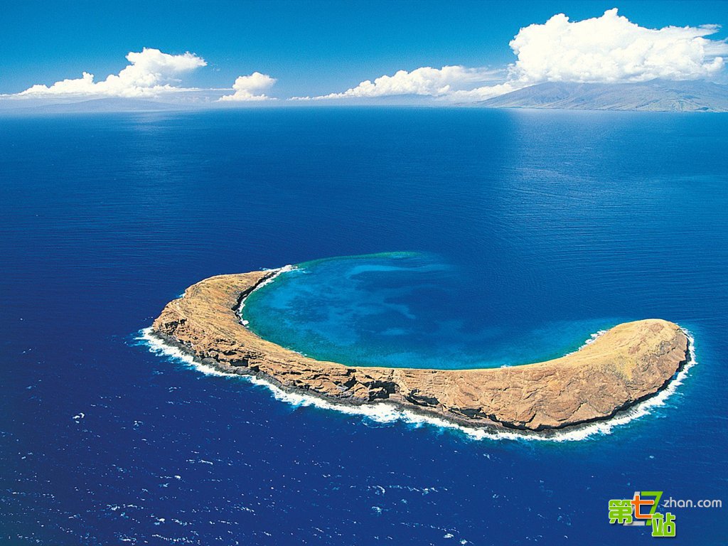 独特的海岛风光：四季皆宜的旅游度假岛屿