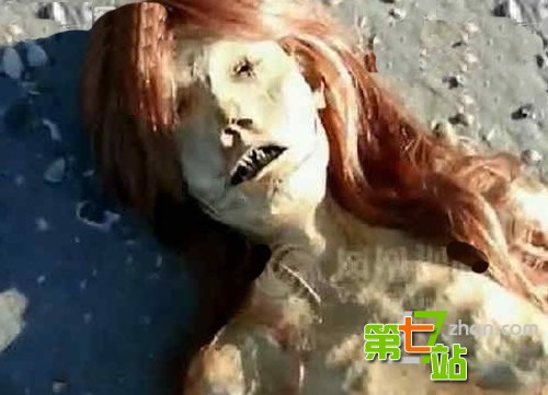 海滩惊现美人鱼尸体：面目狰狞吓坏当地人