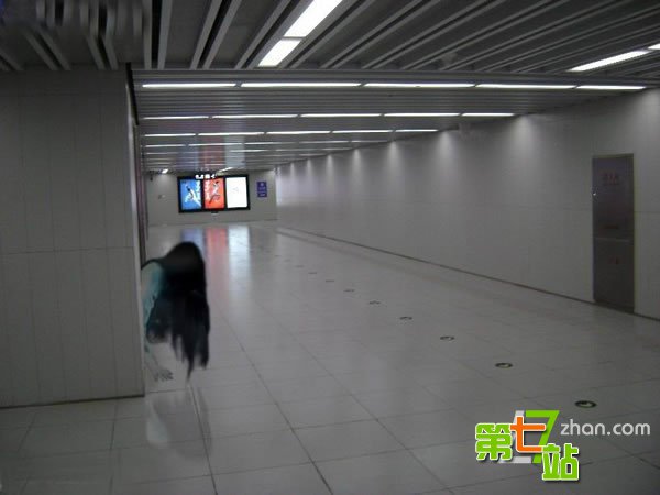 北京地铁诡异灵异事件：雍和宫站怪事最多