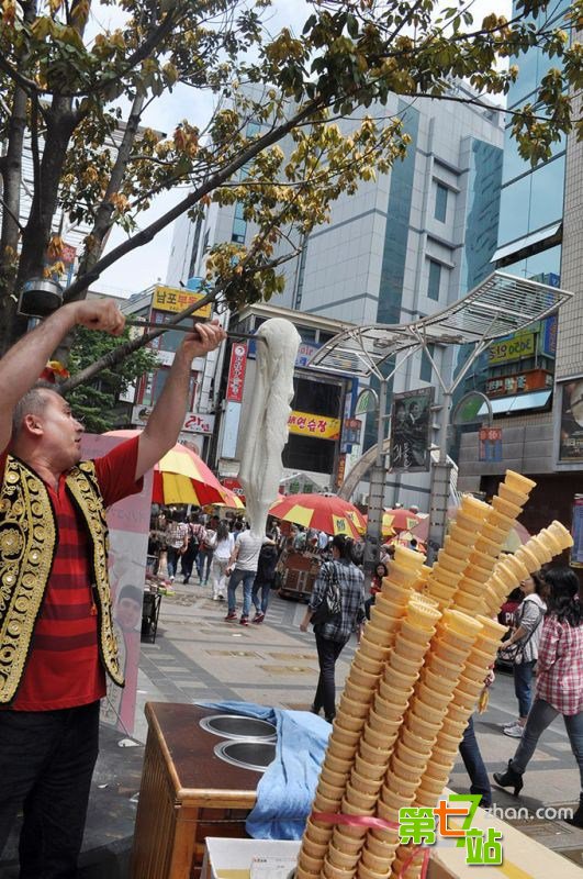 世界上最坚韧最有嚼劲的冰淇淋 就在土耳其