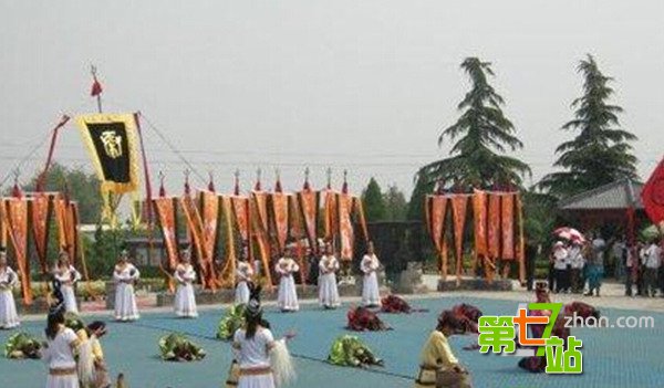 秦始皇陵竟藏惊天秘密 外星人复活兵马俑