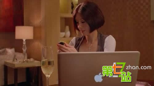 女人出轨前都会有这些举动