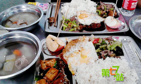 运动员特供食品：1桶油上千1碗汤价值2000