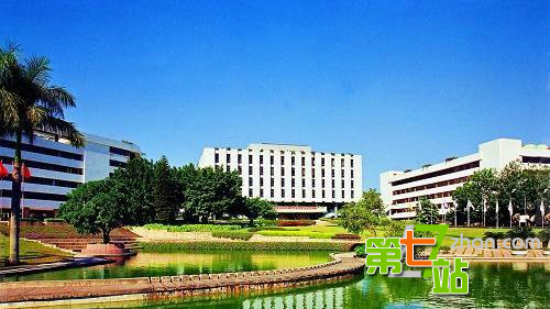最权威评论：中国十大最美大学校园