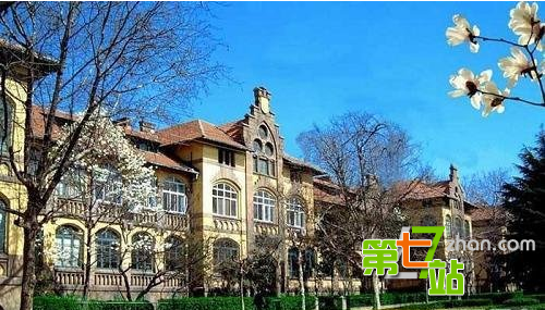 最权威评论：中国十大最美大学校园